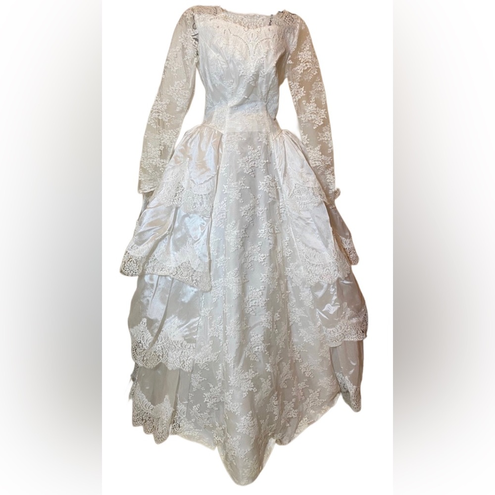 Vintage Wedding Dress